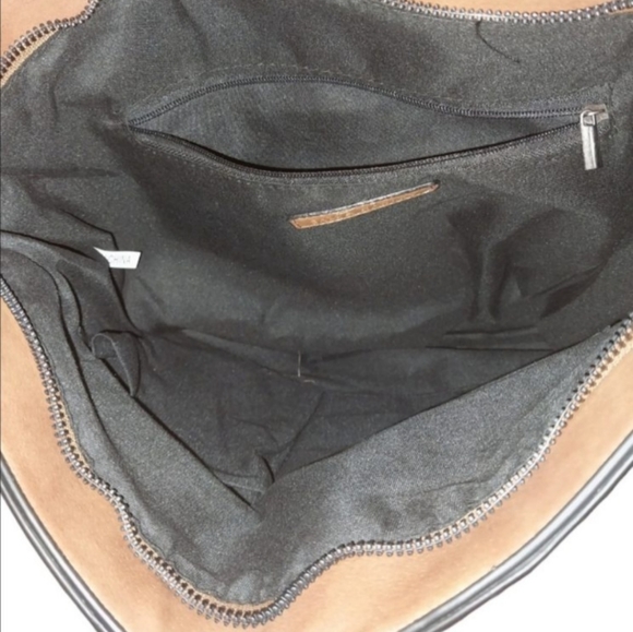 SAM & HADLEY - Picture 5 of 5